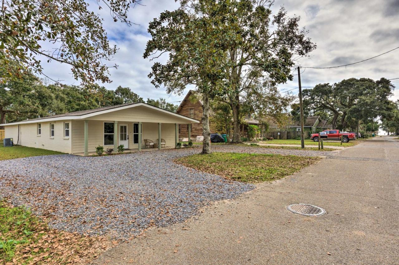 Spacious Gulfport Home With Yard 1 Mi To Beach Exterior foto